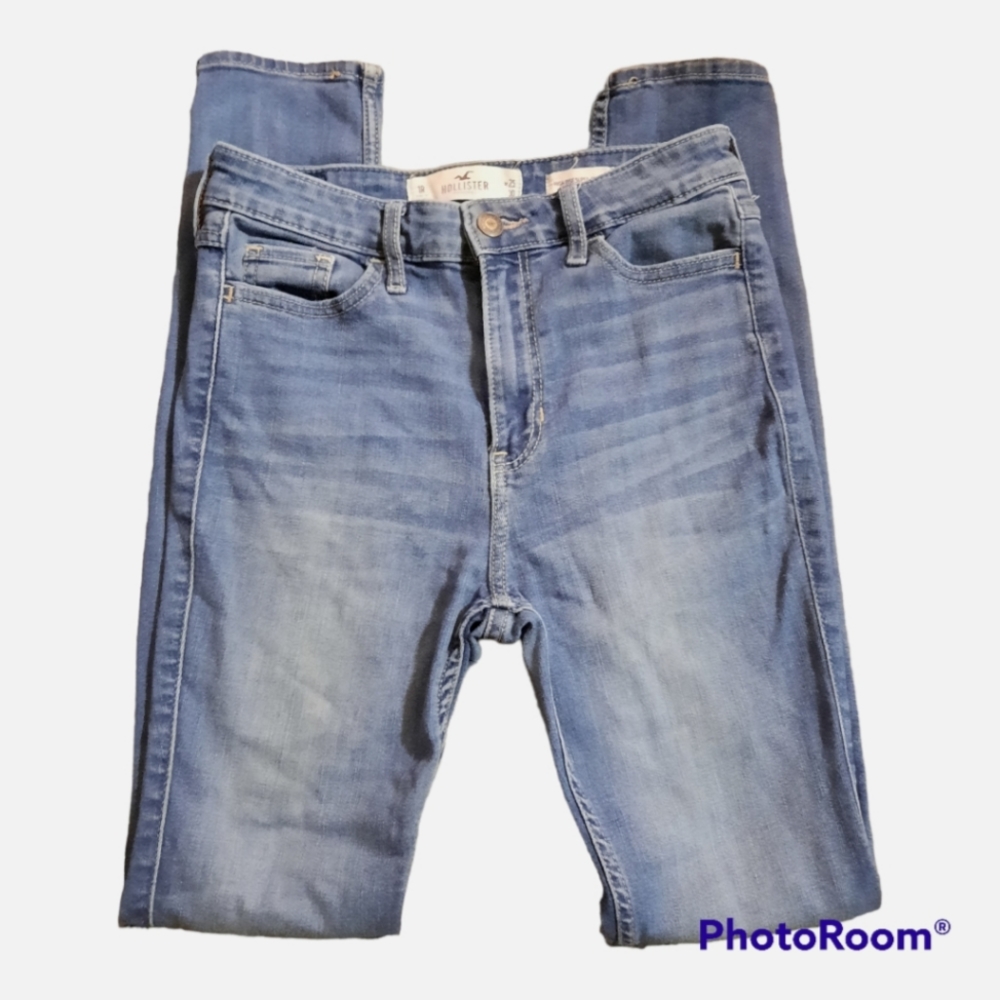 Hollister High Rise Super Skinny Jeans